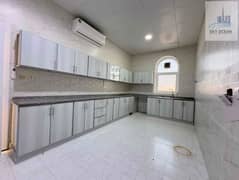 شقة في مدينة الرياض 4 غرف 100000 درهم - 11862439