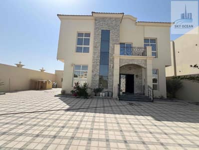 5 Bedroom Villa for Rent in Al Shamkha, Abu Dhabi - 2008efeb-5426-42f7-bd80-dc08a6acbf33. jpg