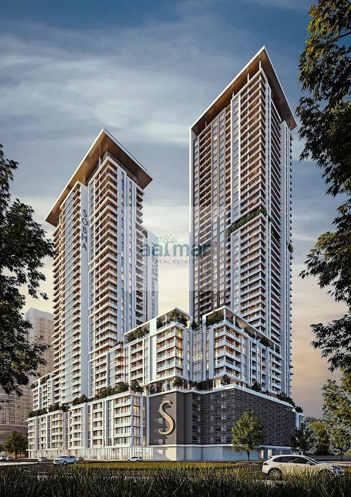 9 Crest grande 2. jpg