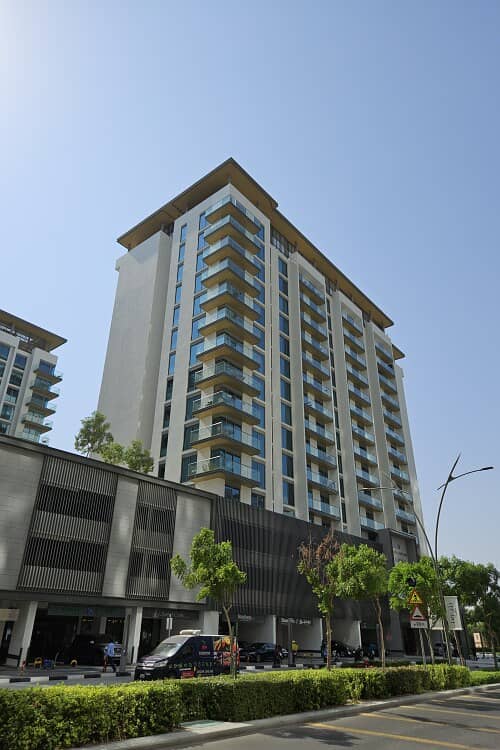 16 bldg. jpg