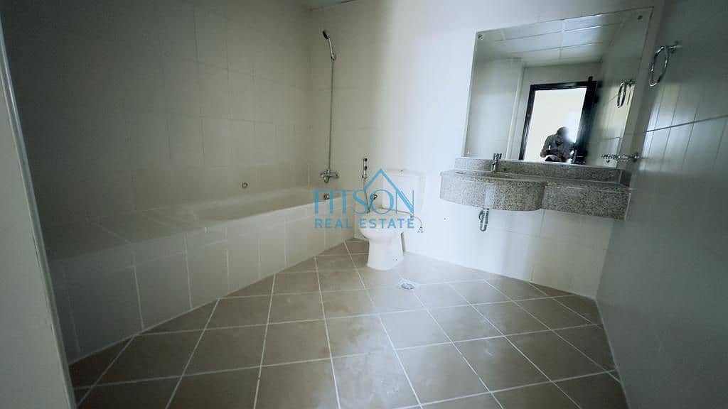 14 ecee6d48-20fc-4ba8-94f8-0e0268eb310c. jpg