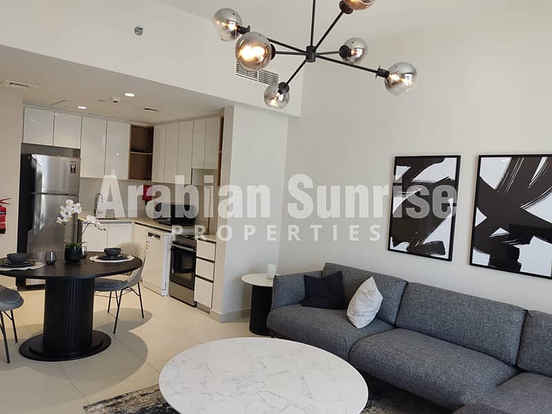 3 Reflection-A-707-1BR-Living-3. jpg