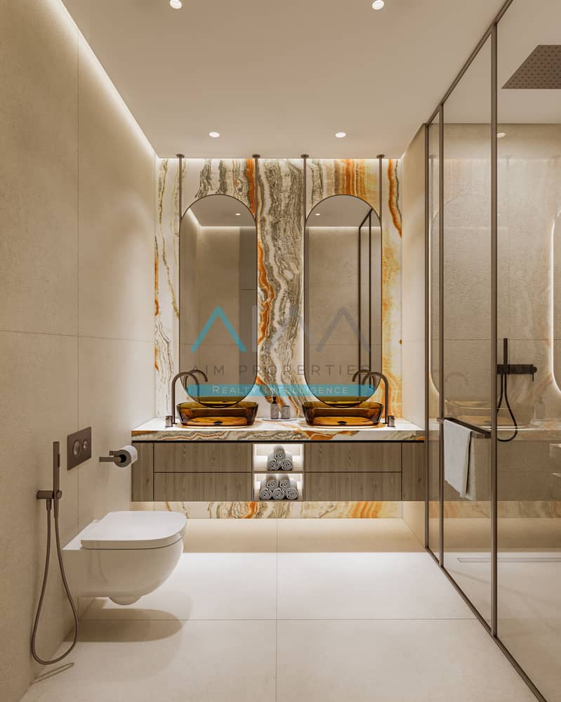 8 05. Master Ensuite. jpg
