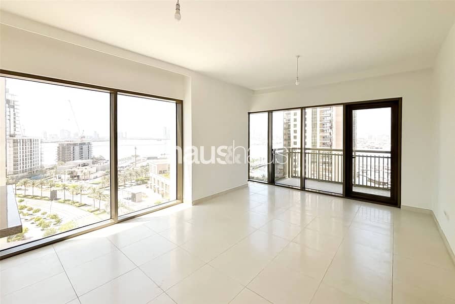Motivated Seller | Vacant | Maids Room Motivated Seller | Vacant | Maids Room