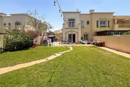 فیلا في الينابيع 10،الينابيع 3 غرف 4999998 درهم - 11864615