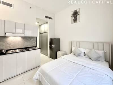 Studio for Rent in Sheikh Zayed Road, Dubai - Stylish Furnished Studio | Vacant Now | Pool Access | Flexible Payments