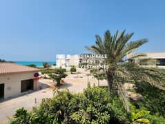 Seaside Living l Pool l Move-In Soon