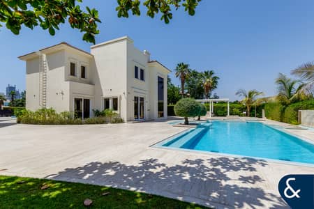 4 Bedroom Villa for Rent in Jumeirah Islands, Dubai - 16x5m Pool | Extended Plot | Furnished Option