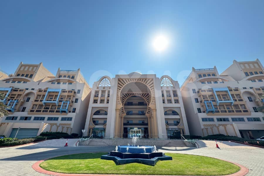 Commercial Villa | Prime Location | On Main Road Commercial Villa | Prime Location | On Main Road