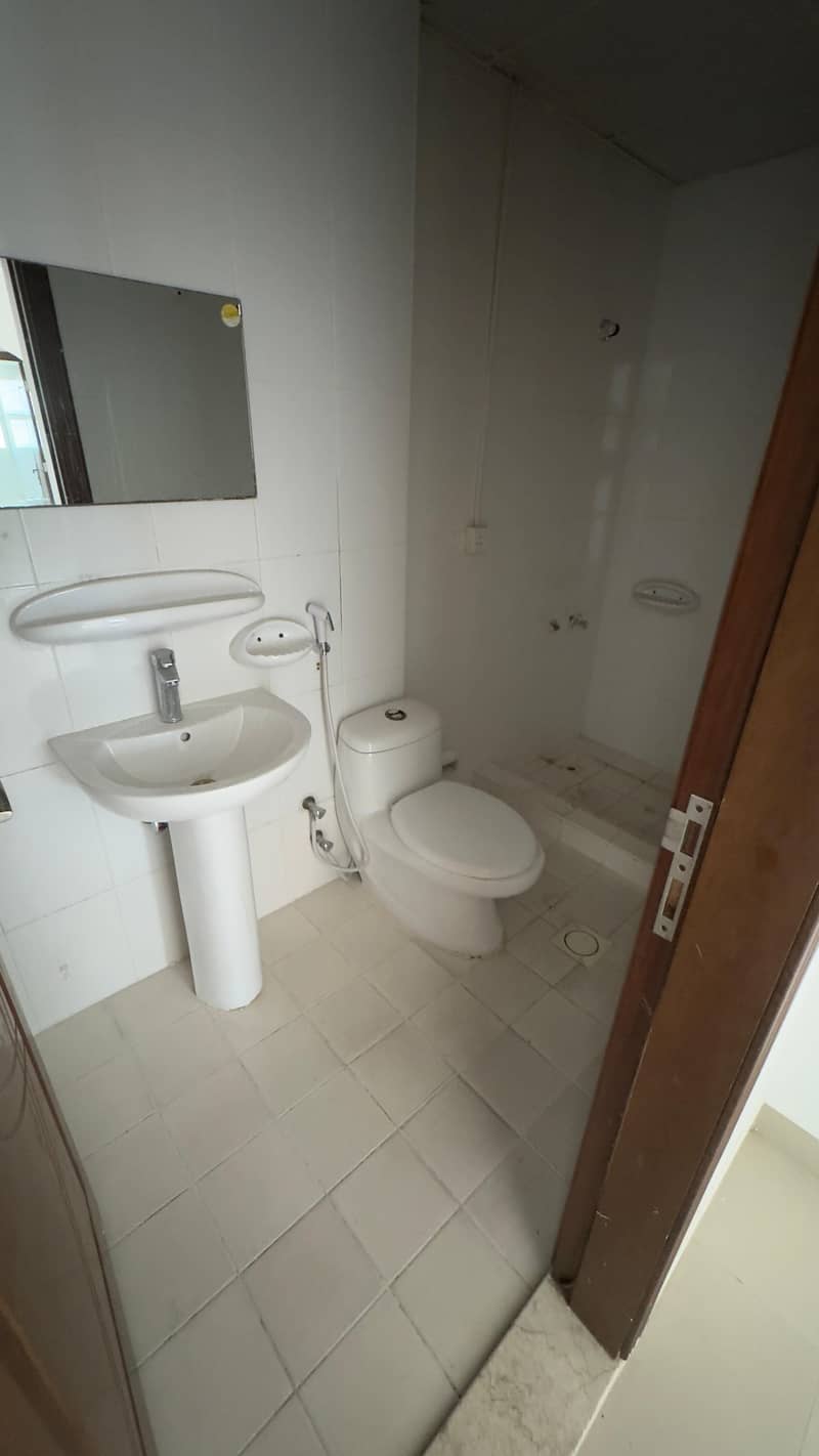 12 IMG-20250601-WA0735. jpg