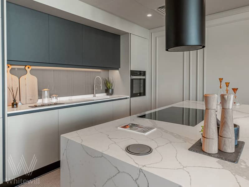 13 Kitchen_. jpg