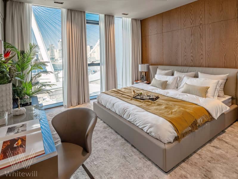21 Master bedroom. jpg