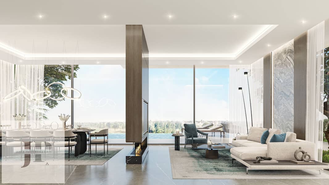 8 Family Living & Dining. jpg