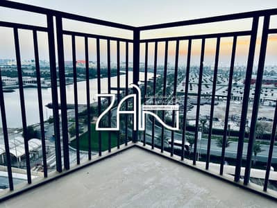 Studio for Sale in Yas Island, Abu Dhabi - Negotiable! Furnished Studio with Full Canal Views