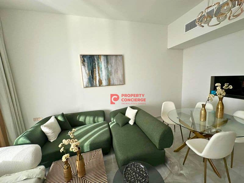 Luxurious | Furnished | Pool View | Study Room Luxurious | Furnished | Pool View | Study Room