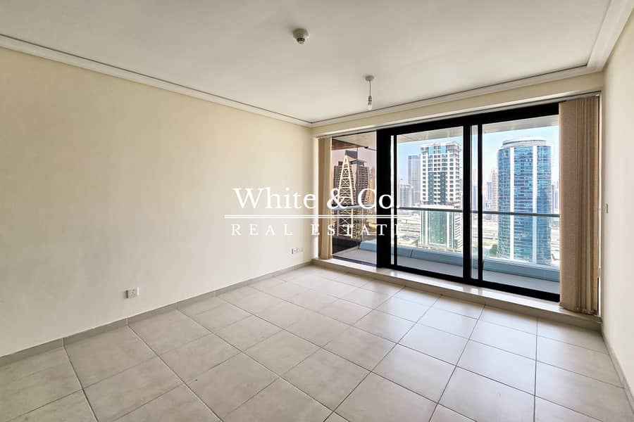 Unfurnished | Lake Views | High Floor Unfurnished | Lake Views | High Floor