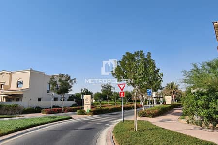 3 Bedroom Villa for Rent in Reem, Dubai - Well Maintained | Spacious | Bright and Airy