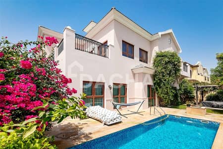 4 Bedroom Villa for Rent in Jumeirah Golf Estates, Dubai - Upgraded Lake View Villa | Private Pool | Elegant