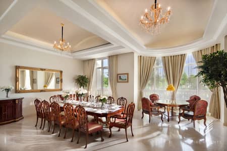 5 Bedroom Villa for Rent in Palm Jumeirah, Dubai - Luxury Retreat | Prime Location | Panoramic View