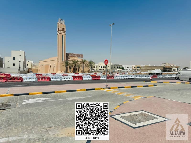 3 WhatsApp Image 2025-04-17 at 3.45. 55 PM (1). jpeg