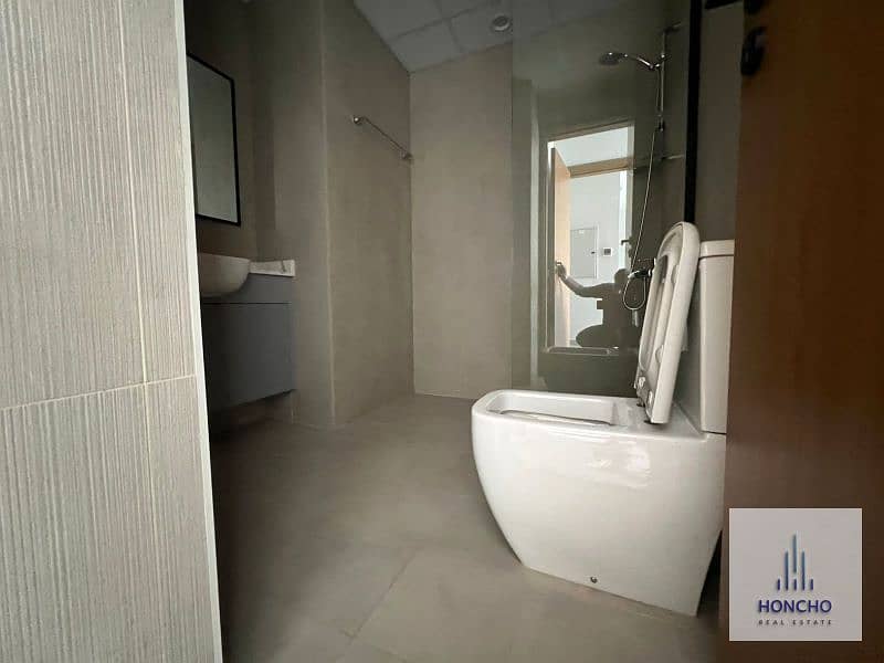 10 WhatsApp Image 2025-06-04 at 4.06. 13 PM (2). jpg