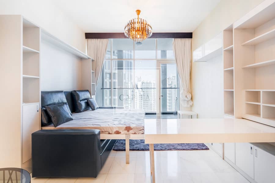 Upgraded | Canal view | Furnished | Spacious Upgraded | Canal view | Furnished | Spacious