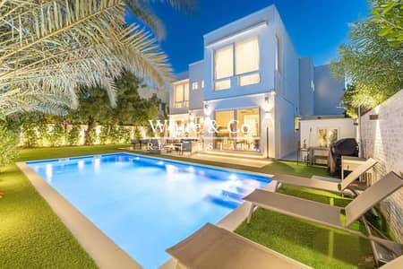 5 Bedroom Villa for Sale in The Meadows, Dubai - 5 Bedrooms | Upgraded Unit | Skyline View