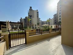 Pool and Park View | Terrace | Vacant