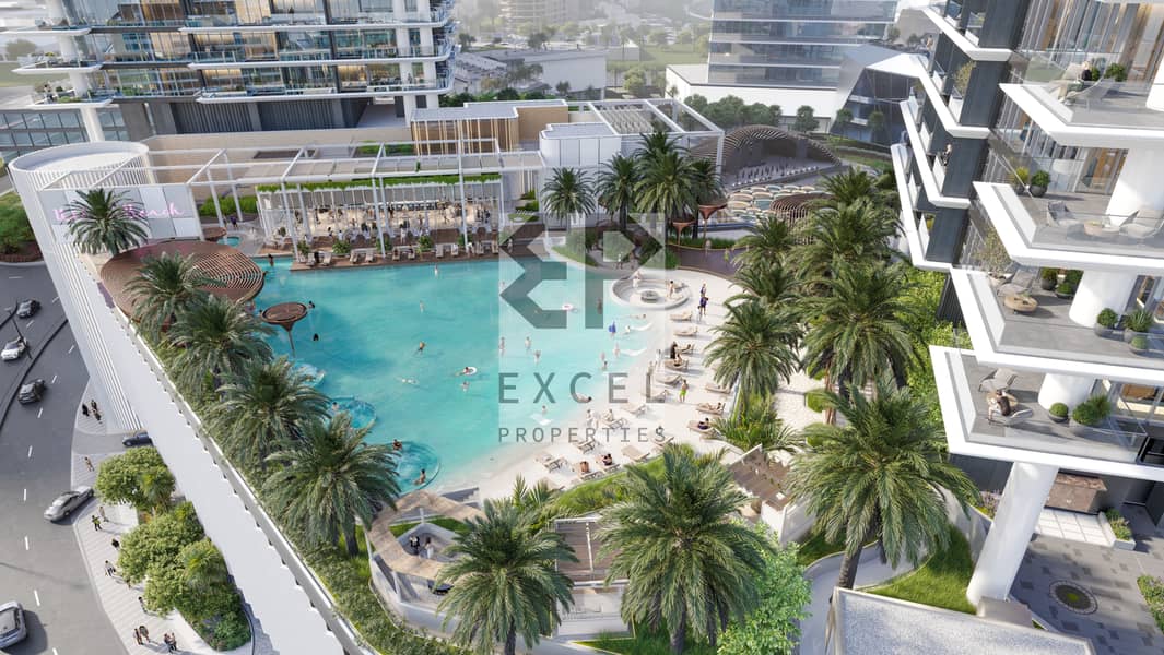 11 Mercer House - Beach club 1. jpg