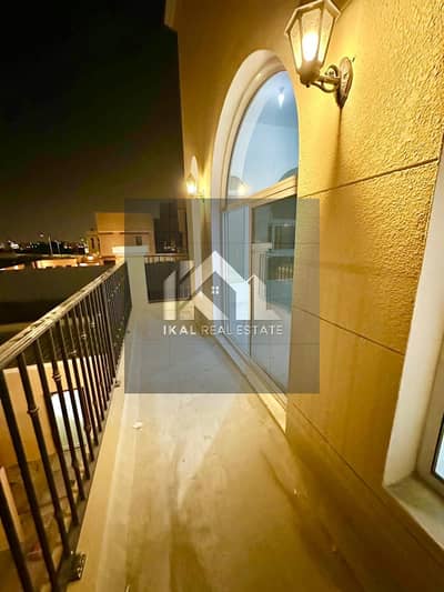 استوديو  للايجار في مدينة الرياض، أبوظبي - PHOTO-2025-06-08-01-45-10 4. jpg