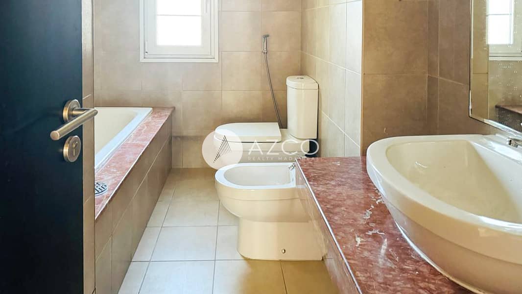 12 AZCO REAL ESTATE-13. jpg