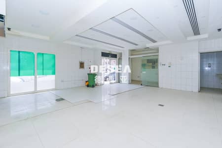 Shop for Rent in International City, Dubai - DSC09274. JPG