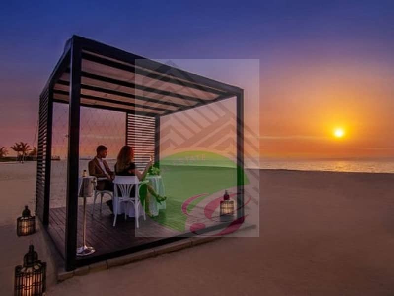 4 dinner-at-the-beach-cabana. jpg