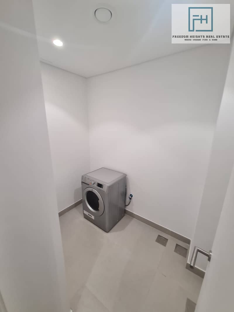 10 1000211198. jpg