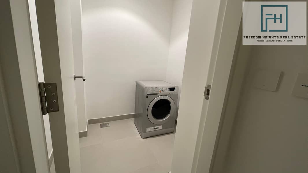 8 1000275000. jpg