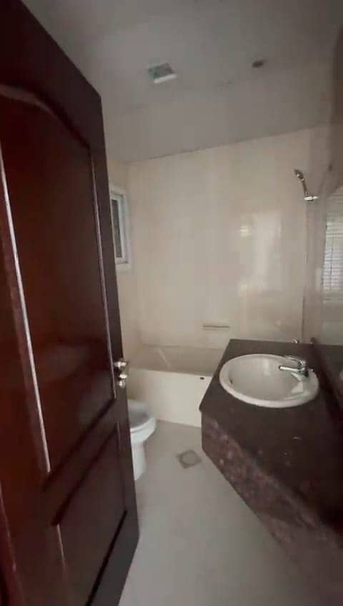 8 WhatsApp Image 2025-04-08 at 12.32. 17 PM (1). jpeg