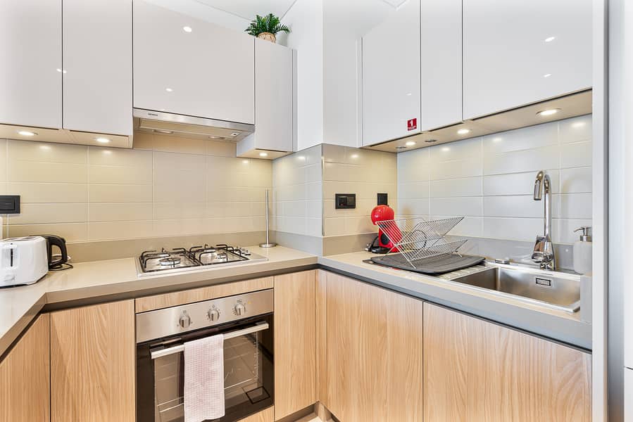 9 Kitchen (4). jpeg