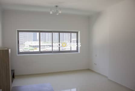 Amazing Studio Next Metro with12 Cheques Amazing Studio Next Metro with12 Cheques