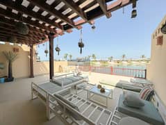 Beachfront With Stunning View - Available Beg June