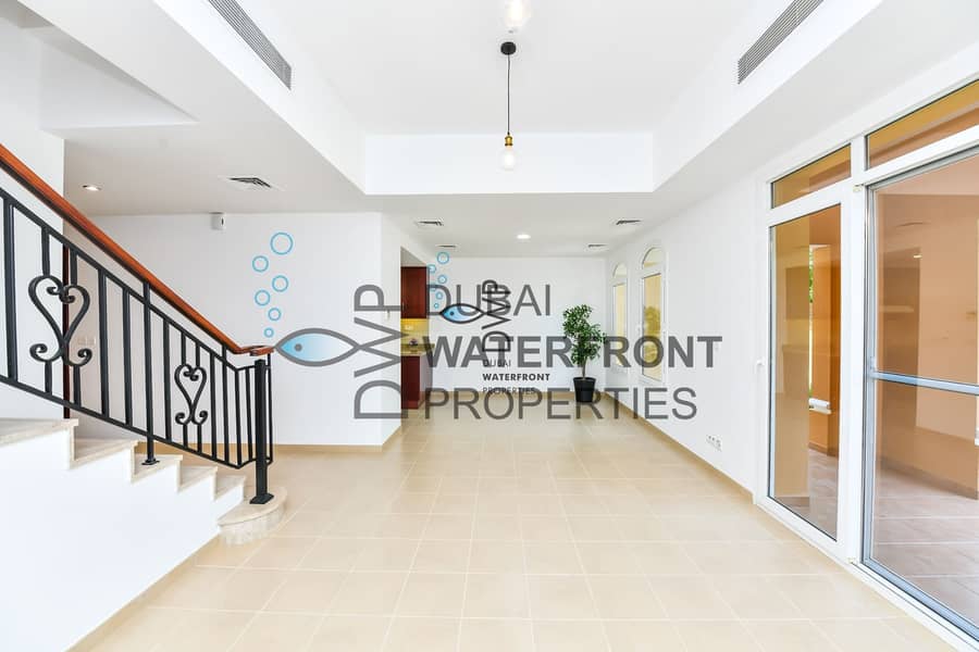 5 2 Bedroom Villa with private garden | Newly refurbished Full 5* Maintenance Package inclusive in Rent!
