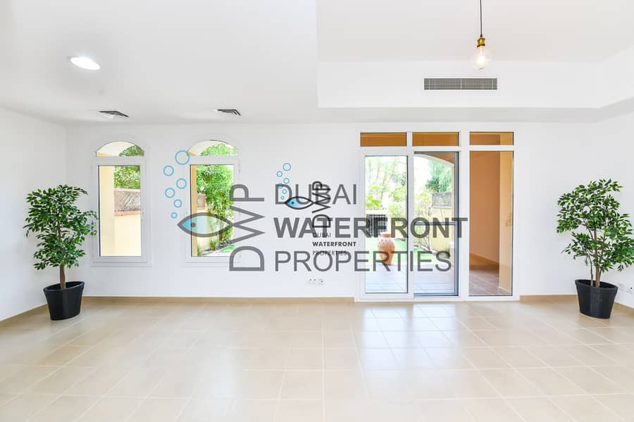 7 2 Bedroom Villa with private garden | Newly refurbished Full 5* Maintenance Package inclusive in Rent!