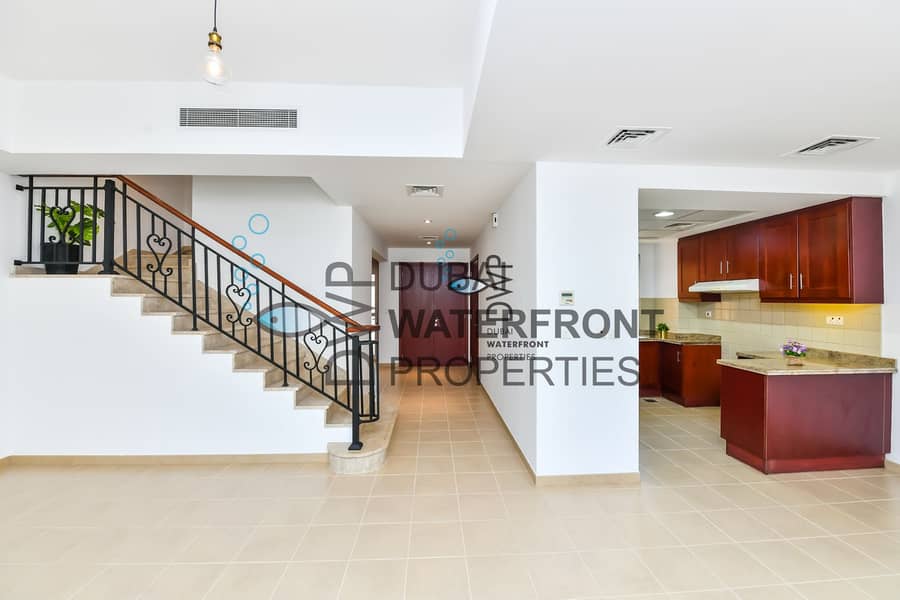 9 2 Bedroom Villa with private garden | Newly refurbished Full 5* Maintenance Package inclusive in Rent!