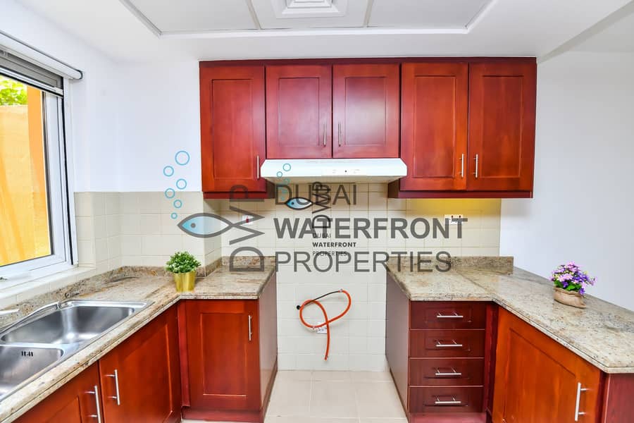 14 2 Bedroom Villa with private garden | Newly refurbished Full 5* Maintenance Package inclusive in Rent!