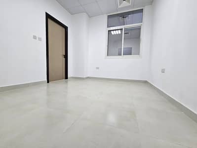 Studio for Rent in Shakhbout City, Abu Dhabi - ٢٠٢٤٠٦١٠_١٩١٦٤٤. jpg