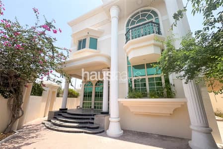 5 Bedroom Villa for Sale in Umm Suqeim, Dubai - GCC Villa | Tenanted | Strong Renovation Potential
