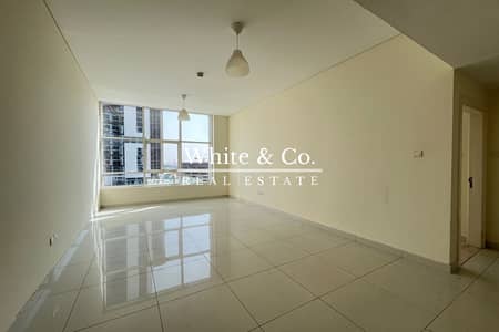 1 Bedroom Flat for Rent in Business Bay, Dubai - Ready to move | Vacant | Unfurnished Unit