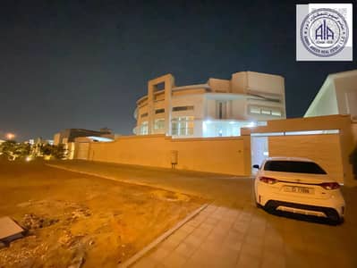 فیلا 5 غرف نوم للايجار في الرقايب، عجمان - IMG-20250609-WA0039 (1). jpg