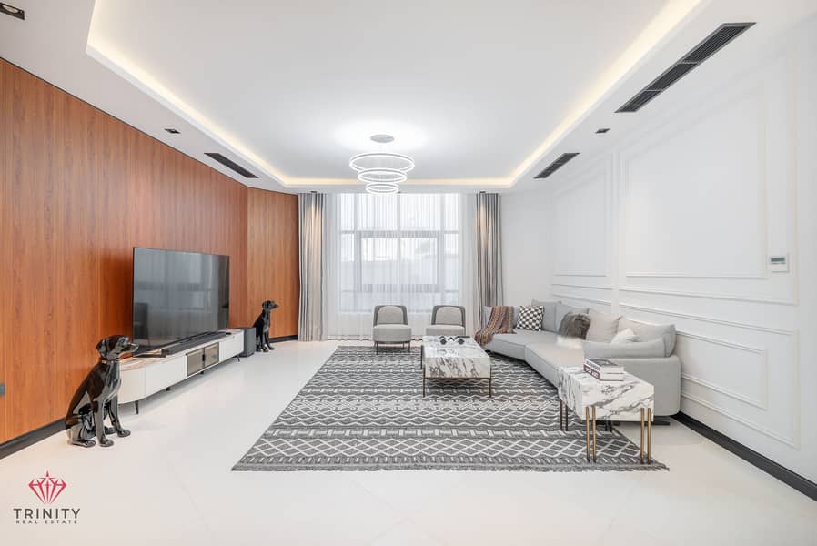 3 living area 1.4. jpg