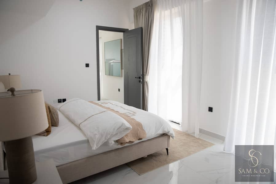 16 501GlamResidence_-76-scaled. jpg