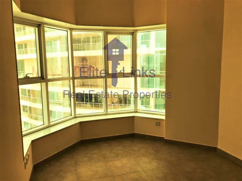 Dubai Gate 2 Studio with partition Door AED 36,000. . .